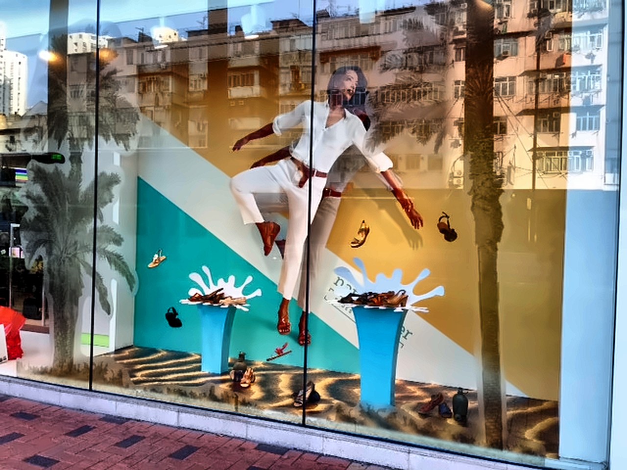 A Naturalizer window at street level in Hong Kong